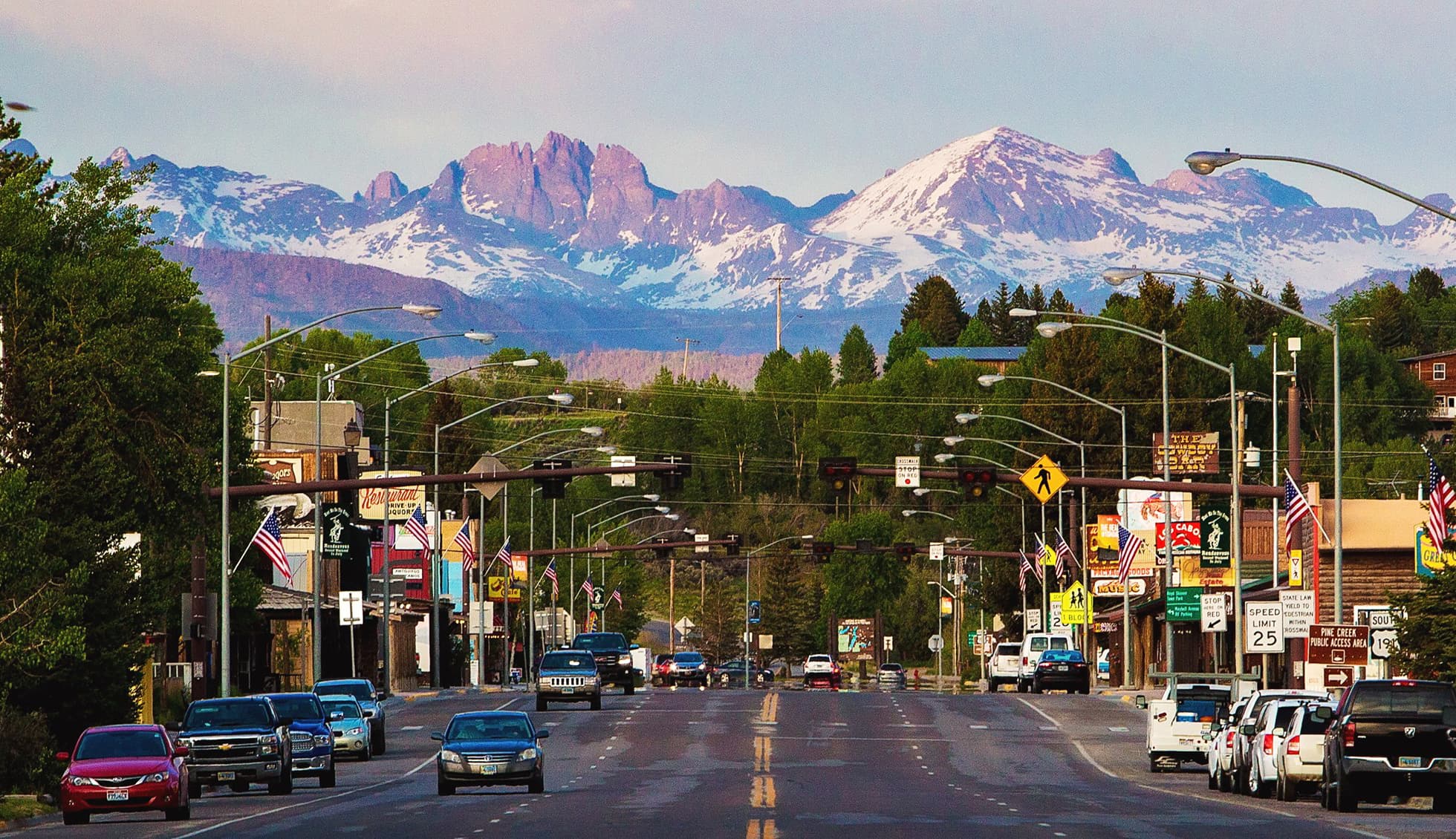 Pine Street looking east through downtown Pinedale.
